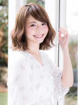 ステア ケース(stair case) ツヤ感ブラウン×切りっぱなしボブスタイル♪