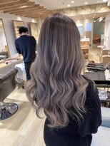 エイト新宿店(EIGHT shinjuku)&nbsp;バレイヤージュ×ホワイトベージュEIGHT shinjuku【エイト】新宿