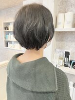 キャアリー(Caary)&nbsp;福山市美容室Caary 丸みショートボブ 柔らかパーマスタイル