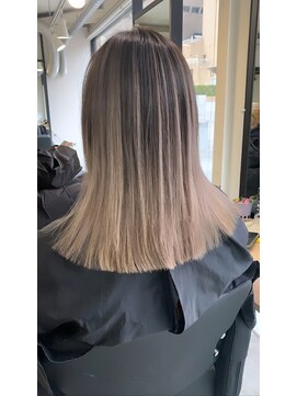 ラフ 難波店(LAFF) #黒髪#ボブルフ#ネビージュ#小顔#ワンレン