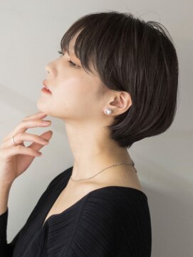 サーカス バイ ビュートリアム 青山(CIRCUS by BEAUTRIUM) ショートボブ20代30代40代大人可愛い暗髪うる艶髪青山表参道