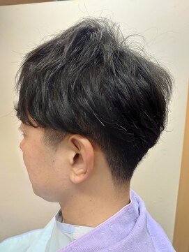 ヘアーカットデザインサロン スマッシュ 田町店(Hair cut design salon Smash) 爽やかショートマッシュ ツーブロック ビジネス 学生 黒髪　束感