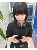 【早瀬忍】黒髪ミニボブ×ワイドバング