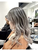 シエラ 南船場(CIERA.)&nbsp;バレイヤージュ アッシュブラック ミルクティーピンク