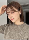切りっぱなしボブ　ワンレン　オリーブベージュ　グレージュ