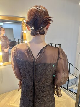 ヌープヘアーアイス(NUUP.hair ici) 大人気20代30代◎結婚式二次会タイトツイン
