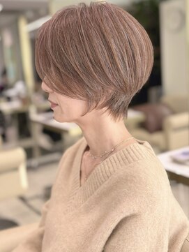 アンド ストーリーズ(&STORIES) シルキーベージュデザインカラー斜めバング/30代/40代【橋本】