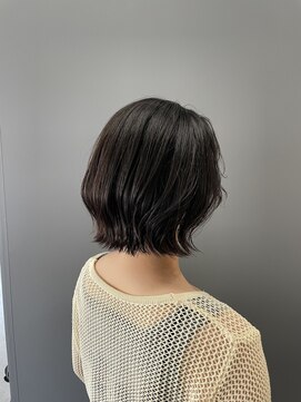 アンメイビー(UNMAYBE) 【UNMAYBE】外ハネボブ【青森市/新町/青森駅】