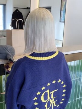 ザスリック 代官山(THE SLICK) ホワイトカラー