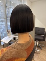 ジエクト ヴィシア(The Ect VIXIA) 20,30代ボブ 首が長く見えるボブ 美髪艶感ワンカール モテ髪