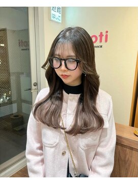 エンリエド(ENLIED) エクステ　オリーブブラウン　韓国風スタイル