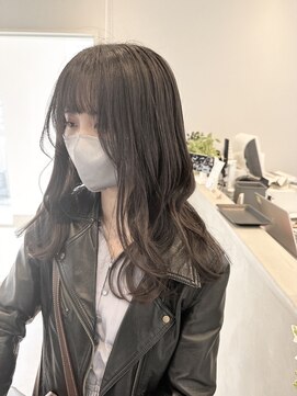 アグ ヘアー ネスト 茨木店(Agu hair nest) くびれヘアxアッシュグレー【フェミニン/ダークアッシュ】