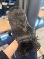 アリュウル 表参道 青山(Allure)&nbsp;赤み消し！オリーブグレージュ×レイヤーカット○伊藤