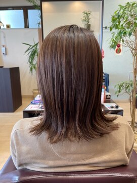 シルバ(SILVA) 外ハネミディボブ