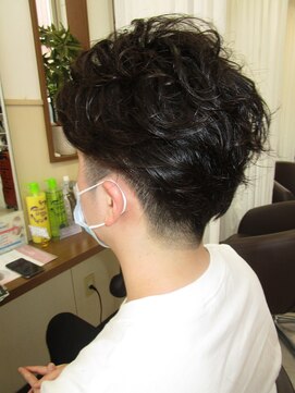 コアフィールフィス(COIFFURE fils) 【見附・今町】＃アップバング＃パーマ＃刈り上げ
