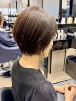 ハルキ ミナト ジャパン オオサカ(HARUKI MINATO japan OSAKA)&nbsp;30代40代50代小顔似合わせカットくびレイヤーエモージュ大人可愛