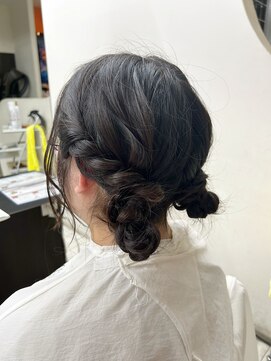 セダクション 道後樋又店(Seduction) 松山市/10代/20代/30代/40代/可愛いツイン団子