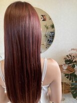 サロウィン 那覇店(SALOWIN)&nbsp;20代30代40代チェリーレッドワインレッドフェミニンロング