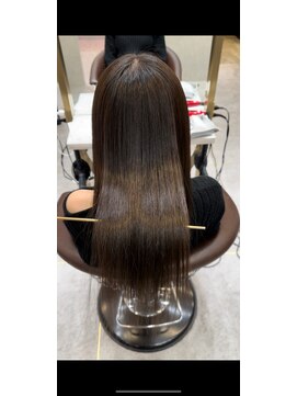 ロンドルピナス 小倉(Lond Lupinus) 顔型別ヘアスタイル特集 /チェリーブラウン /ミニウルフ/北九州