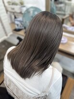 ラウラアンドロー(LAURA&RO)&nbsp;ダブルカラー/ケアブリーチ/インナーカラー/ベージュ【塚口】