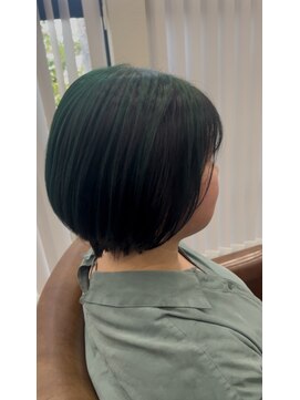 アンブレラカラー×ショートヘア