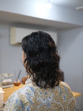 グットルーズトウキョウ(GOOD LOOSE TOKYO) ロン毛パーマ/スパイラル