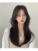 レイヤーカット　シースルーバング 黒髪ヘア