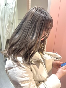 イロ(iiro) ミルクティーグレージュ/ミルクティー/ブリーチ