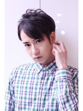 シャカ(SHAKA) ソフトツーブロック ワイルドアップバング フェザーマッシュ