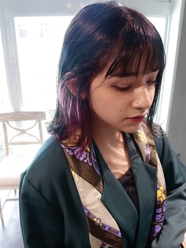 ロリム(RorriM) 外はねボブ　インナーカラー ピンクパープル　ダブルカラー