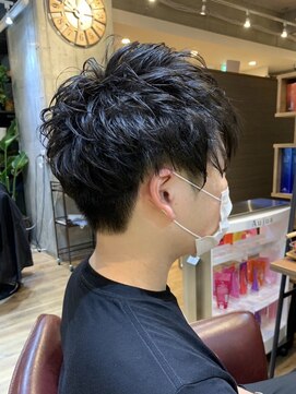 ロダット 横浜(LODAT by little) マッシュレイヤー×ナチュラルカール【LODAT横浜】