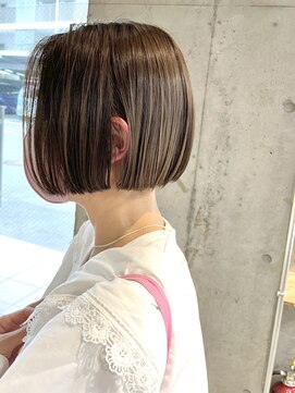 アワー(OUr-) ミニボブ、イルミナカラー