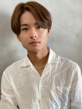 ネリ(nely) 【nely】大人カッコいい20代30代40代ナチュラルカールショート