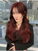 レッドカラー　エクステ　顔周りレイヤー　巻き髪ロング
