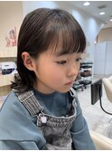 キッズカットくびれボブあご下ぷつっとボブ前髪あり外ハネ
