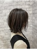 【脱白髪染め】白髪ぼかしハイライト×大人ナチュラルくびれボブ