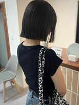 スケール(SCALE)&nbsp;透明感グレージュ×ぷつっとボブ