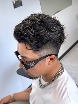 ジーク(JeeK) #フェード×ブロック×ツイストスパイラル