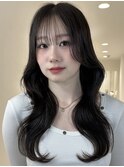 暗髪ウェーブ巻き顔周りローレイヤーカット縮毛矯正