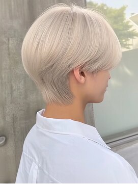 ヴェイン 渋谷(vain) センターパート　ハンサムショート