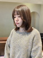 エルサフィロ ヨドヤバシ(el zafiro yodoyabashi) レイヤースタイル ベージュカラー