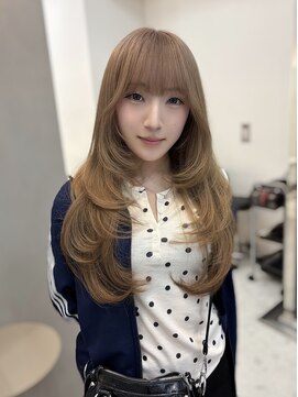 ジーナエス 札幌(Zina S) milk tea beige × layered cut