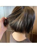 ピースリーヘア バイ カーサ(peathree.hair by CASA)&nbsp;ダークグレー×ハイライト