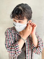 テトヘアー(teto hair) 前髪パーマ部分パーマオン眉ポニーテールパーマヘアくるくる前髪