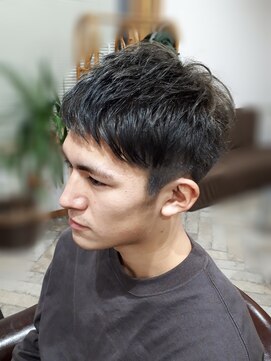 リノス ヘアー(LinoS hair) アップバングショート