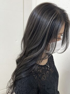 ソイア 春日井店(Soea) グロスハイライト　グレーハイライト