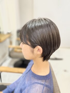 ベンチ 高田馬場店(bench) 耳かけショートボブ ブラウンカラー