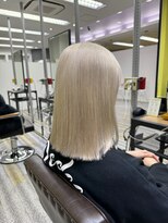 アフューズバイストゥー(Vfuse by StueW) ホワイトベージュ