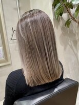 ロナバイソル(lona by SoL)&nbsp;美髪ストレートカット/ブラウン