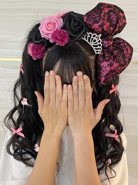 エルバイラビス 大宮(elu by lovis) グレーベージュ/レイヤーロング/アッシュカラー/前髪パーマ